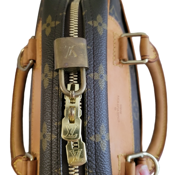 Louis Vuitton Monogram Trouville Handbag - Picture 5 of 16